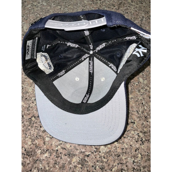 New York Yankees MLB‎ Tonal Logo SnapBack Ivory/Blue - Picture 6 of 11